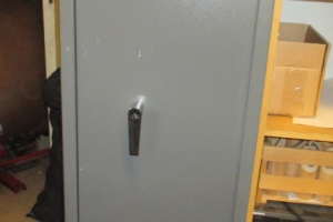 Asekaappi 6:lle aseelle